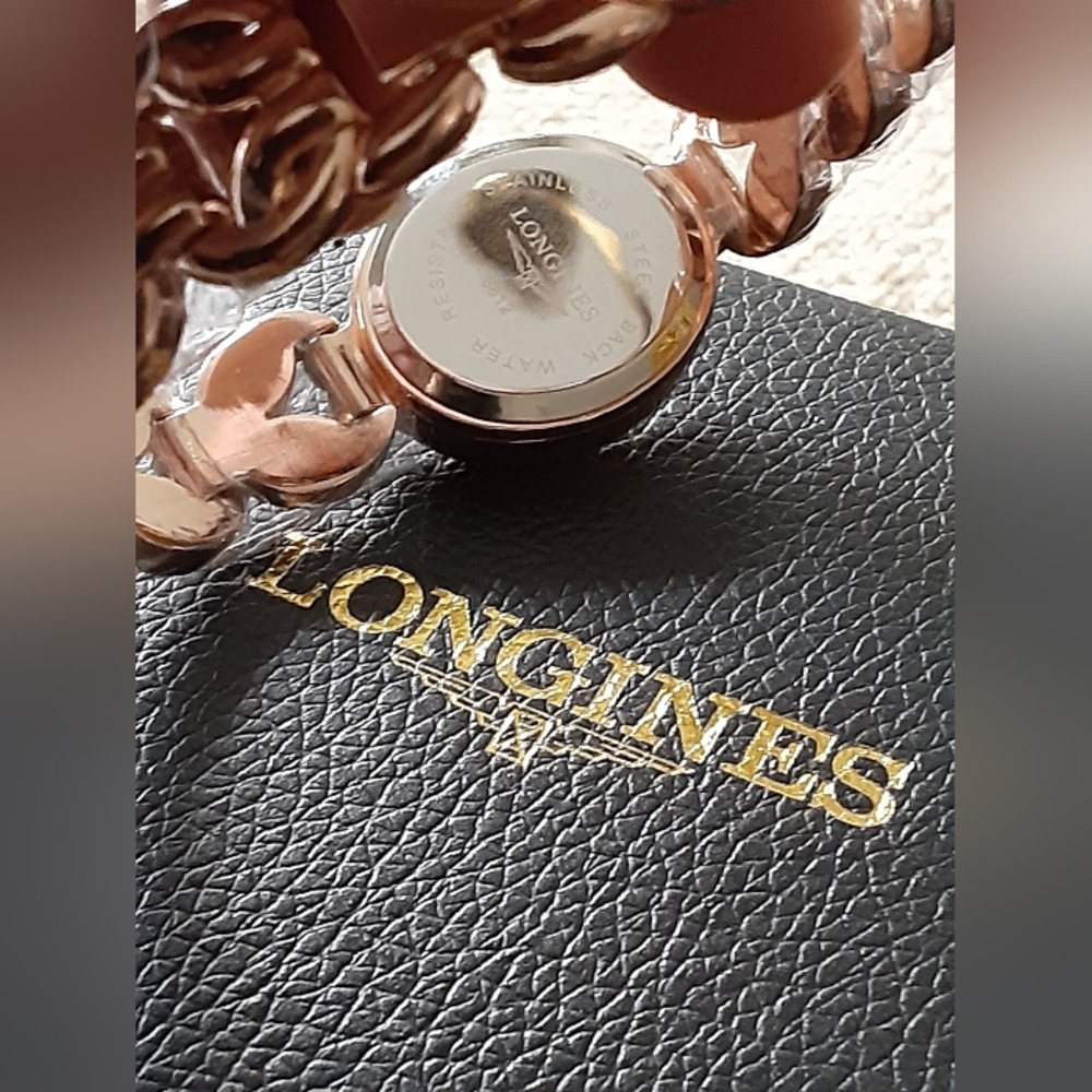Ladies Watch. Brand New In Box - Picture 4 of 14